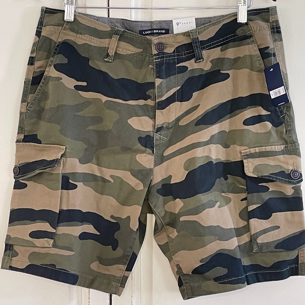 Lucky Brand Cargo Shorts!!! NWT!!!!!